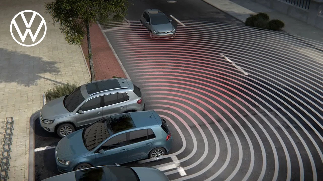 The Passat - Driver Assistance Systems | Volkswagen